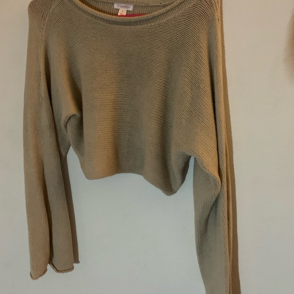 cream knitted cropped sweater